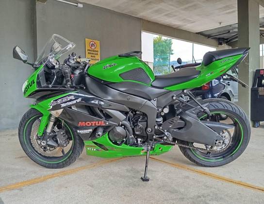 KAWASAKI NINJA ZX-6R KAWASAKI NINJA ZX-6R